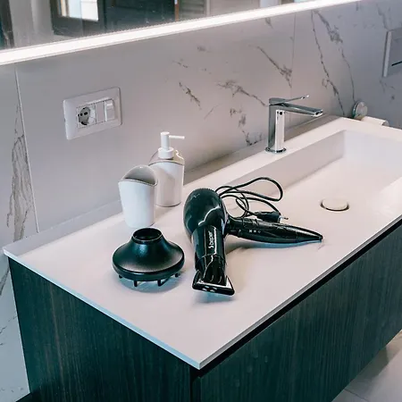 Hermes 科斯特曼诺